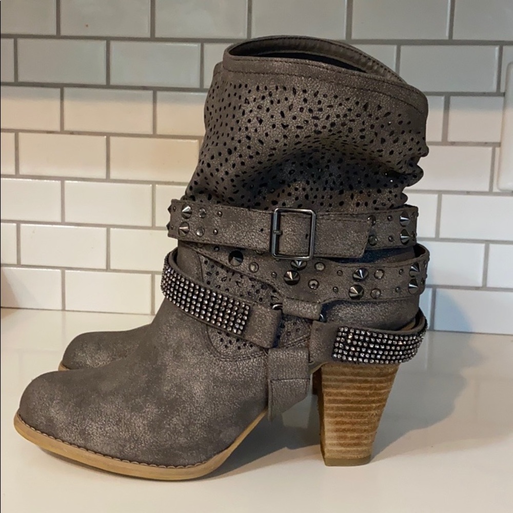 Not Rated | Booties